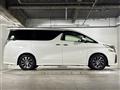 2017 Toyota Vellfire