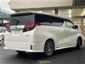 2015 Toyota Alphard Hybrid
