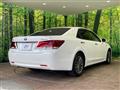 2013 Toyota Crown Hybrid