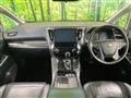 2018 Toyota Alphard Hybrid