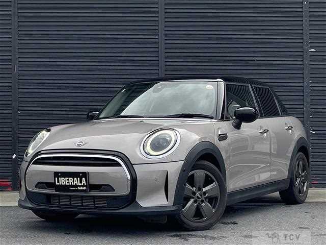 2021 BMW MINI