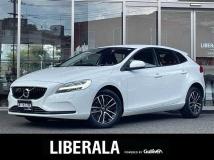 2018 Volvo V40