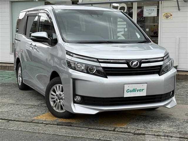 2017 Toyota Voxy
