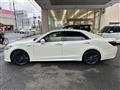 2015 Toyota Crown Hybrid