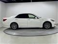 2016 Toyota Crown Hybrid