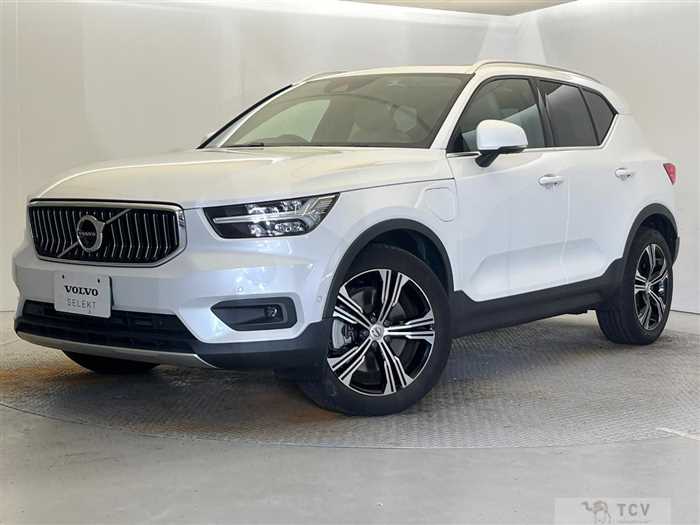 2022 Volvo XC40
