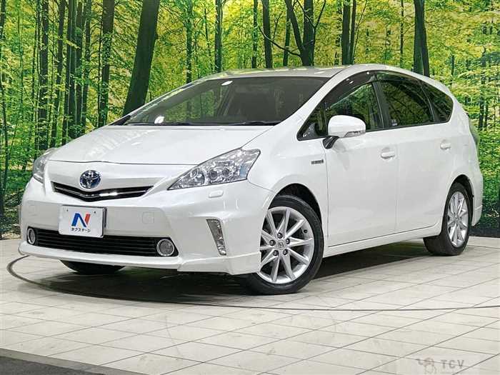 2013 Toyota PRIUS α