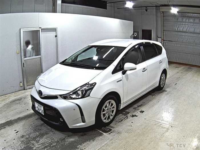2019 Toyota PRIUS α