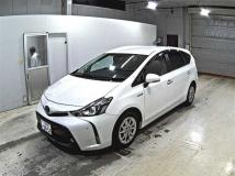 2019 Toyota PRIUS α