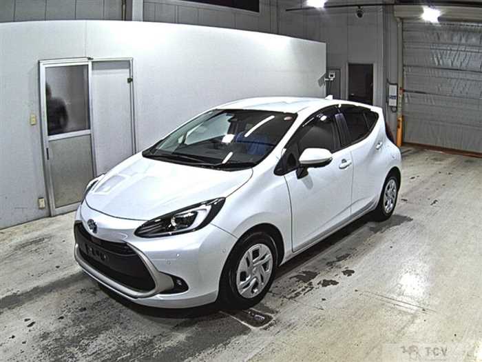 2024 Toyota AQUA