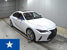 2021 Lexus IS