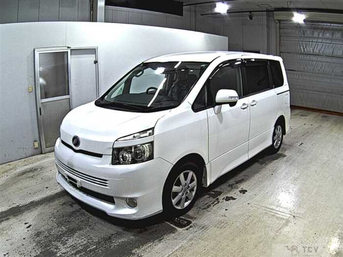 2007 Toyota Voxy