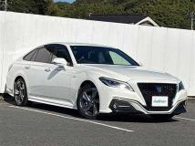 2018 Toyota Crown Hybrid