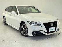 2019 Toyota Crown Hybrid