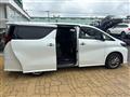 2021 Toyota Alphard Hybrid