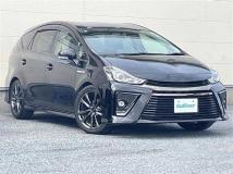 2017 Toyota PRIUS α