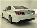 2016 Toyota Crown Hybrid
