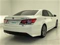 2016 Toyota Crown Hybrid