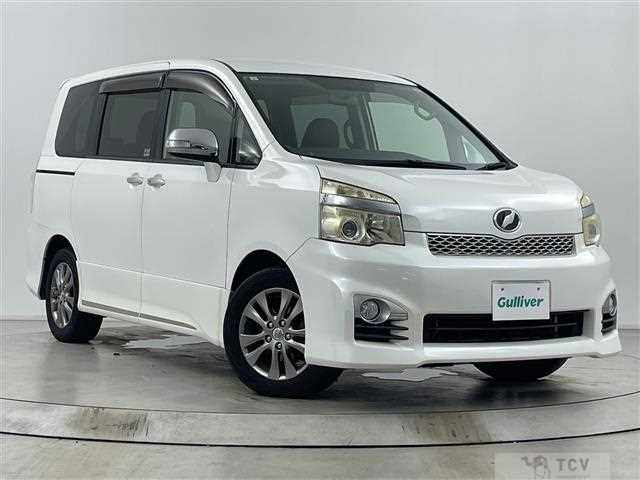 2013 Toyota Voxy