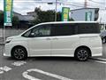 2021 Toyota Voxy