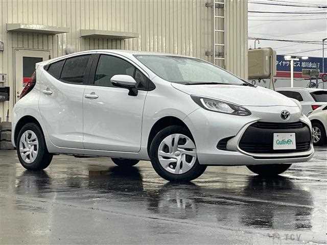 2025 Toyota AQUA