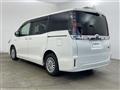 2016 Toyota Voxy