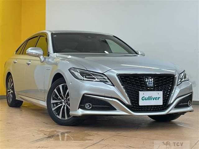 2020 Toyota Crown Hybrid