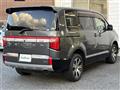 2019 Mitsubishi Delica D5