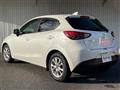 2016 Mazda Demio