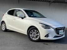 2016 Mazda Demio