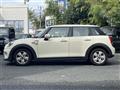 2019 BMW MINI