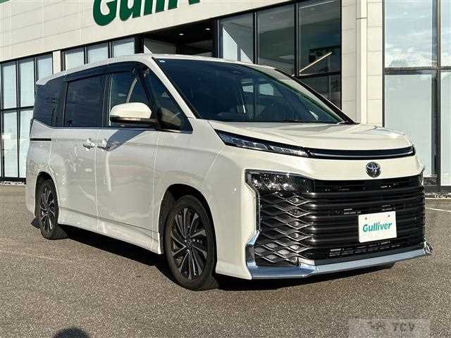 2024 Toyota Voxy