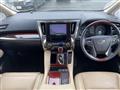 2015 Toyota Vellfire