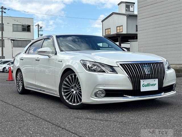 2015 Toyota Crown Majesta
