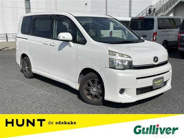 2011 Toyota Voxy