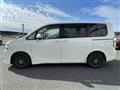 2011 Toyota Voxy