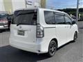 2011 Toyota Voxy