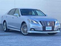 2015 Toyota Crown Royal Series