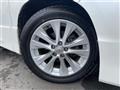 2008 Toyota Alphard