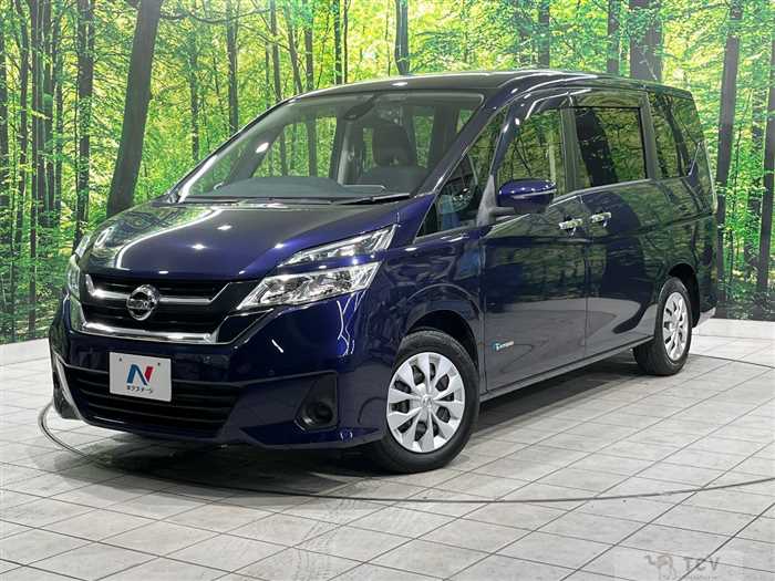 2017 Nissan Serena