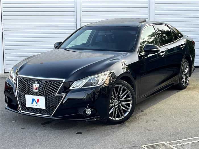 2013 Toyota Crown