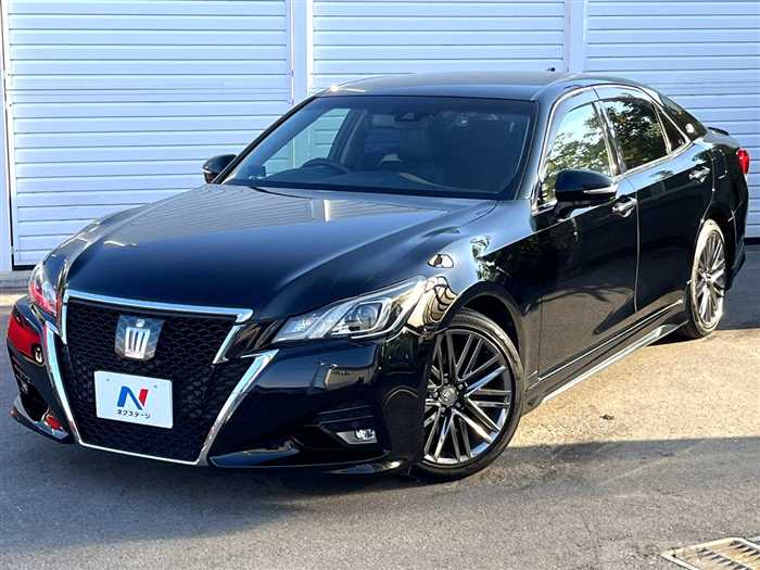 2017 Toyota Crown