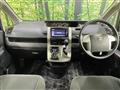 2013 Toyota Voxy