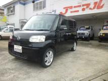 2011 Daihatsu Tanto