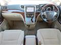 2010 Toyota Vellfire