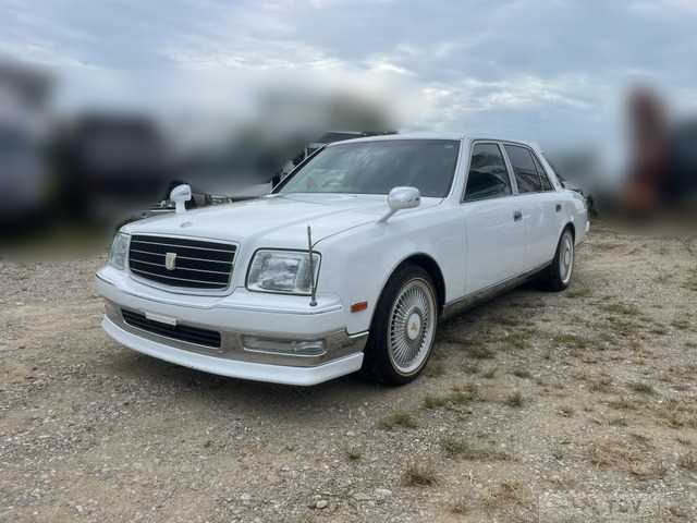 2004 Toyota Century
