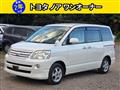 2005 Toyota Noah