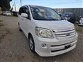 2005 Toyota Noah