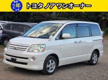 2005 Toyota Noah