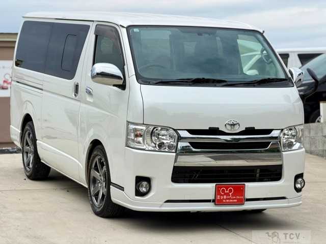 2015 Toyota Hiace Van